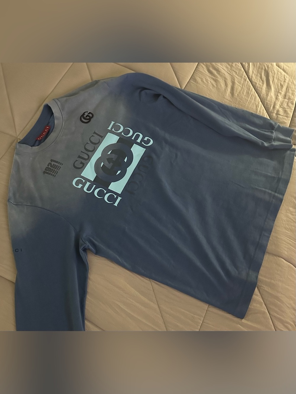 Gucci GG Logo Long-Sleeve Tee - Picture 9 of 14